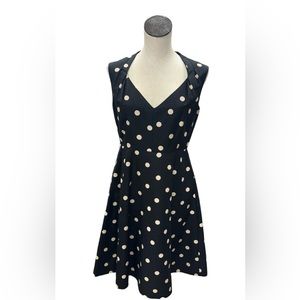 Kate spade black and white spotlight cocktail dress V- neck polka- dot size 8